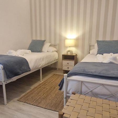 102B Poniente Magico Apartment Gijon Bagian luar foto